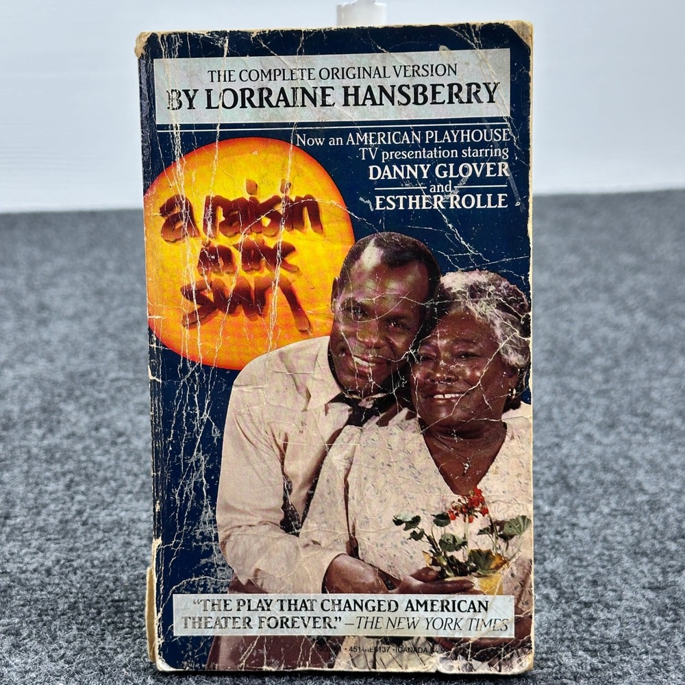 A Raisin in the Sun Lorraine Hansberry Signet Paperback Danny Glover Cover 1988